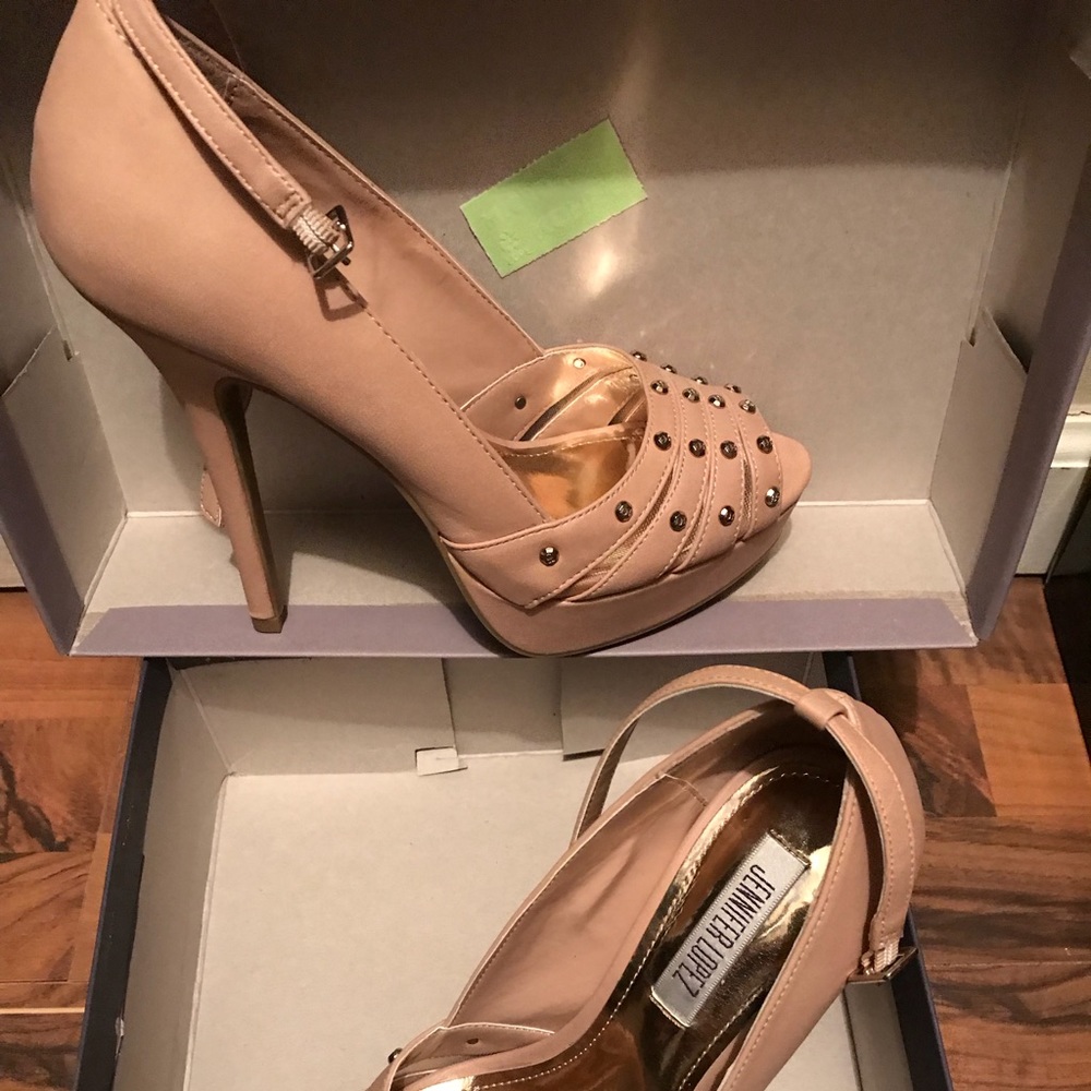 Blush Jennifer Lopez Heels